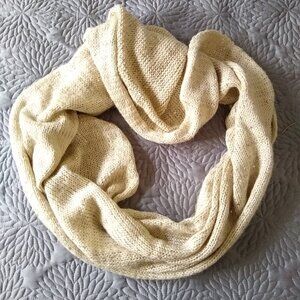 vintage y2k sequin knit infinity scarf NWOT